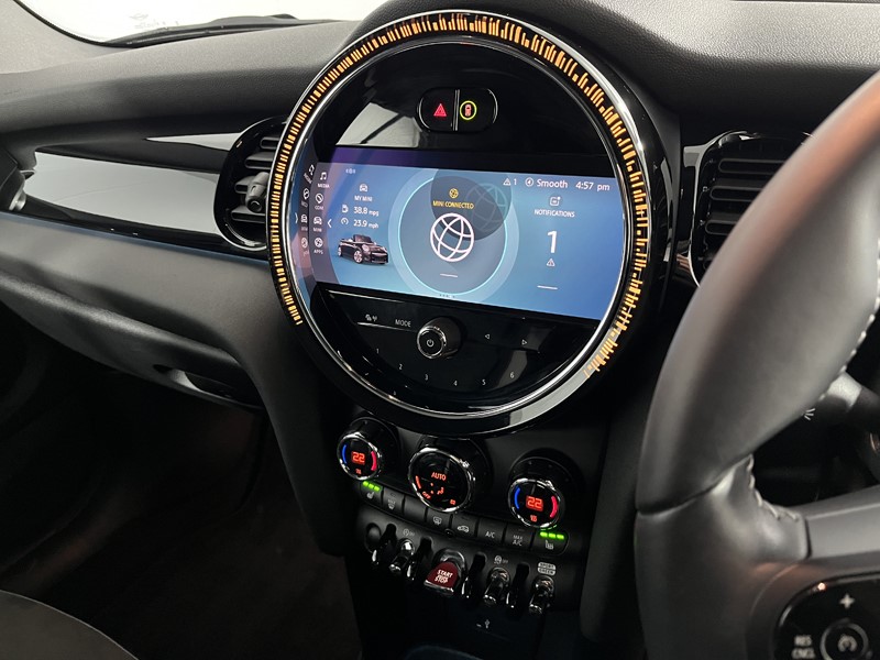 Used MINI Convertible 2023 for sale - 77619364: Photo 8