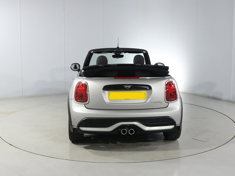 Used MINI Convertible 2024 for sale - 76981345: Photo 15