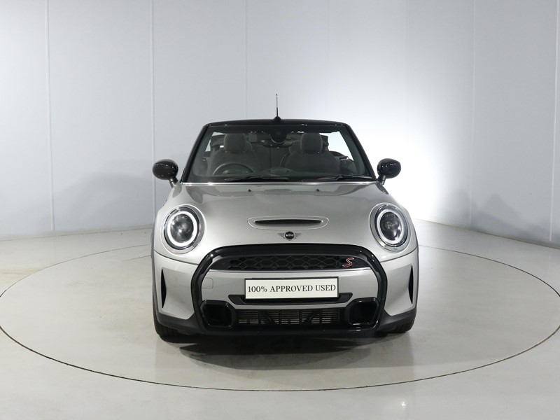 Used MINI Convertible 2024 for sale - 76981345: Photo 16