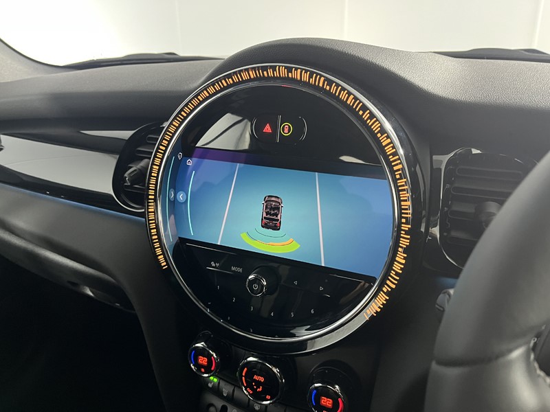 Used MINI Convertible 2024 for sale - 76981345: Photo 17