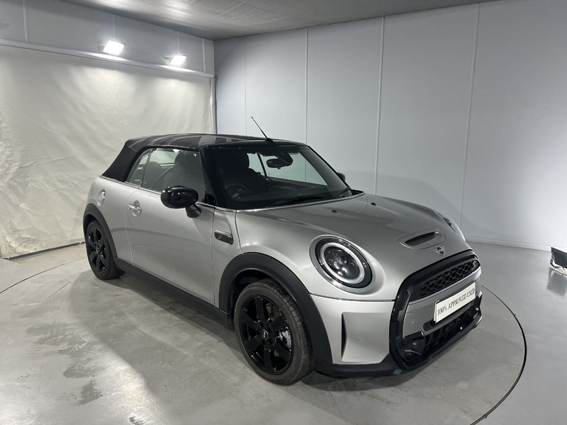 Used MINI Convertible 2024 for sale - 76981345: Photo 35