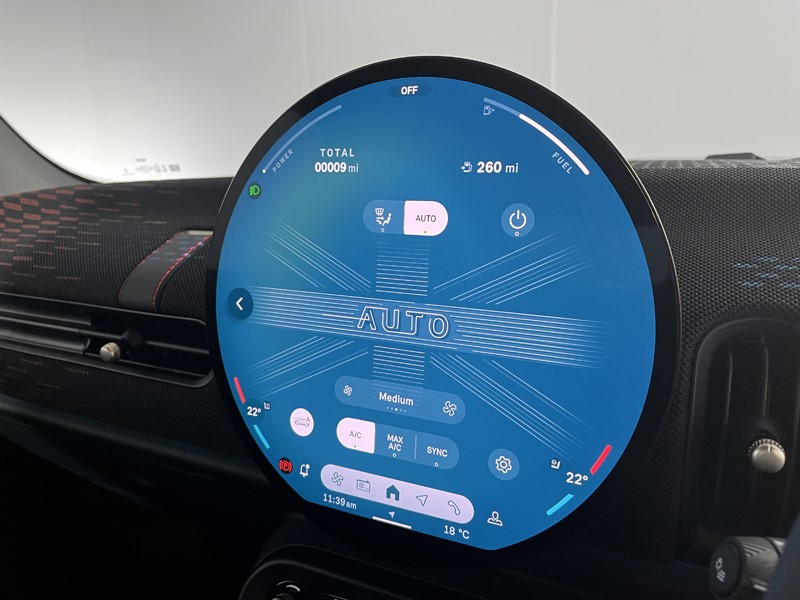 Used MINI Cooper 2025 for sale - 76980820: Photo 30