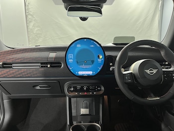 Used MINI Cooper 2025 for sale - 76980820: Photo