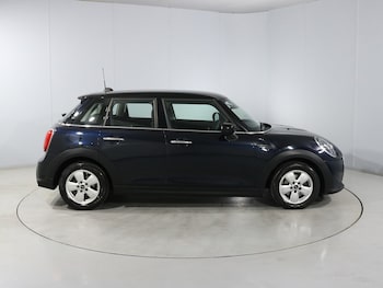 Used MINI Hatch 2023 for sale - 79333190: Photo
