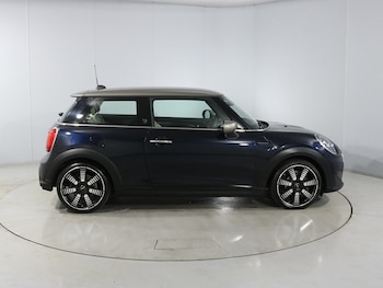 Used MINI Hatch 2022 for sale - 78531322: Photo