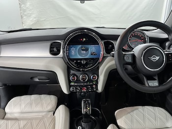 Used MINI Hatch 2022 for sale - 78531322: Photo