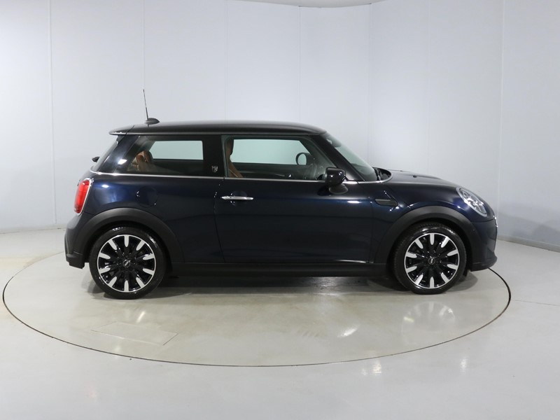 Used MINI Hatch 2021 for sale - 76982002: Photo 3