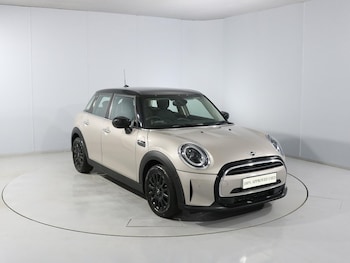 Used MINI Hatch 2021 for sale - 78255045: Photo
