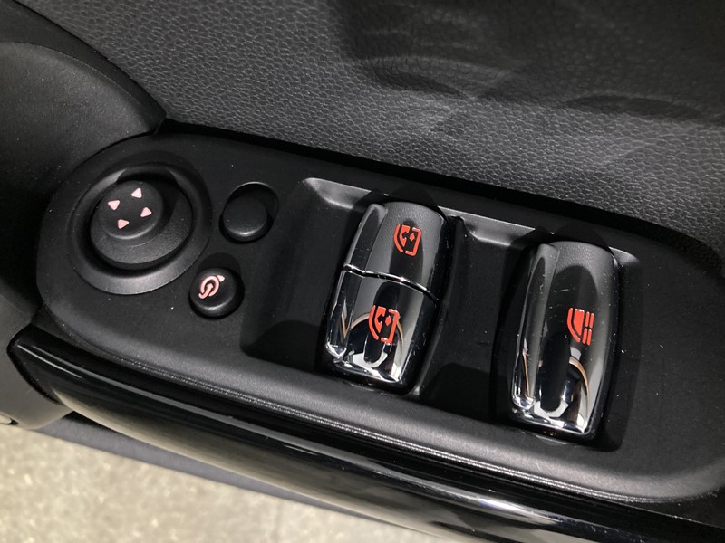 Used MINI Convertible 2022 for sale - 76980882: Photo 21