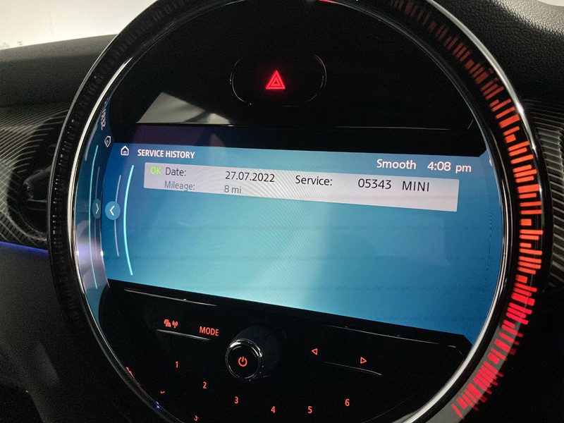 Used MINI Convertible 2022 for sale - 76980882: Photo 32