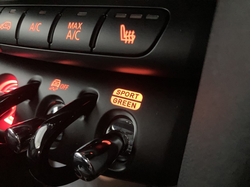 Used MINI Convertible 2022 for sale - 76980882: Photo 36