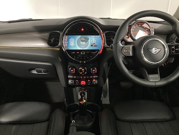 Used MINI Convertible 2022 for sale - 76980882: Photo