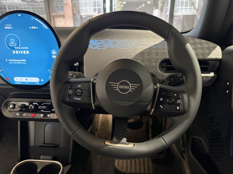 Used MINI Cooper 2025 for sale - 77504476: Photo 5