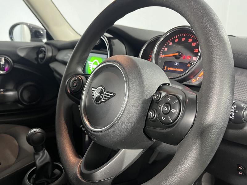 Used MINI Hatch 2020 for sale - 77901203: Photo 19