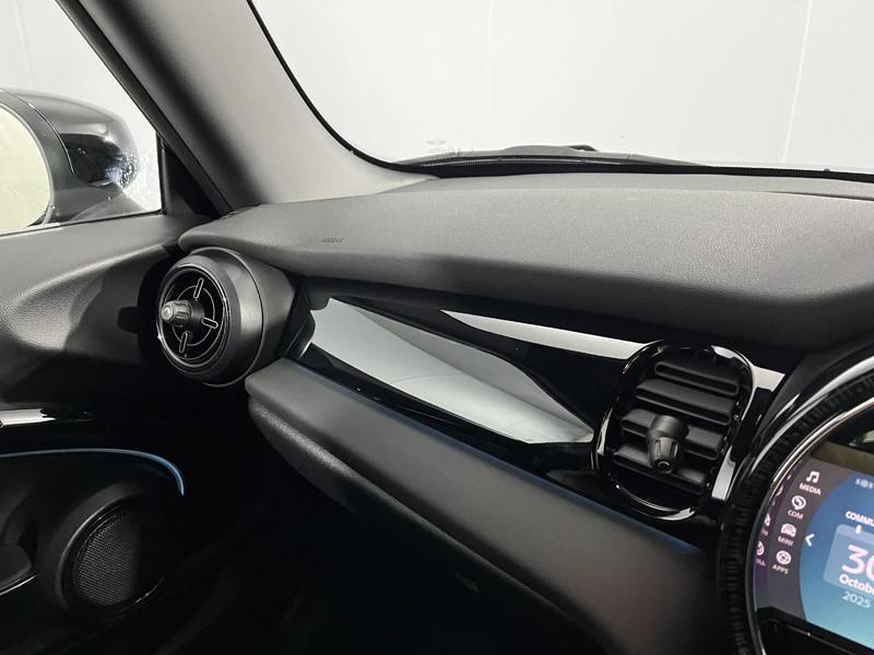 Used MINI Hatch 2024 for sale - 76981024: Photo 25