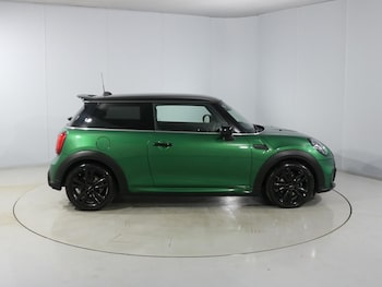 Used MINI Hatch 2024 for sale - 76981024: Photo