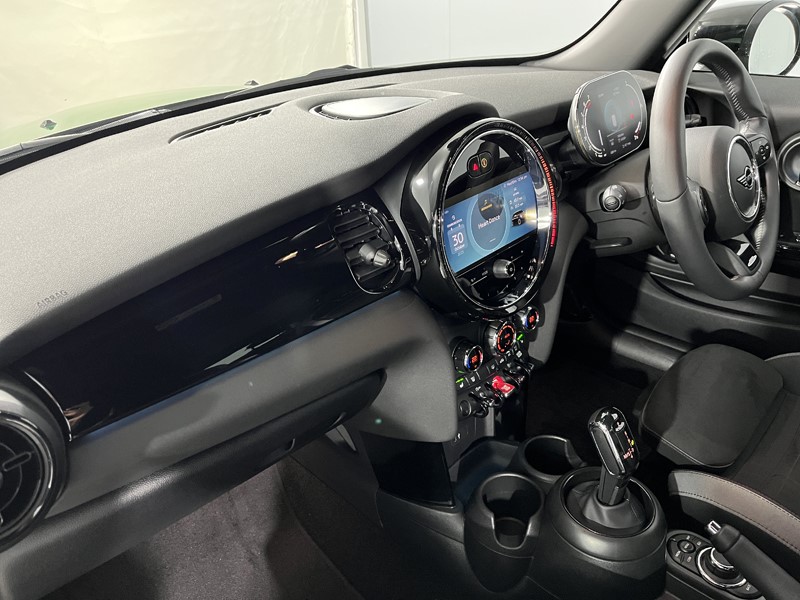 Used MINI Hatch 2024 for sale - 76981024: Photo 7