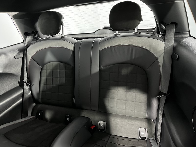 Used MINI Hatch 2023 for sale - 76982174: Photo 12