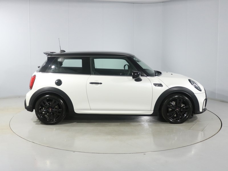 Used MINI Hatch 2023 for sale - 76982174: Photo 3