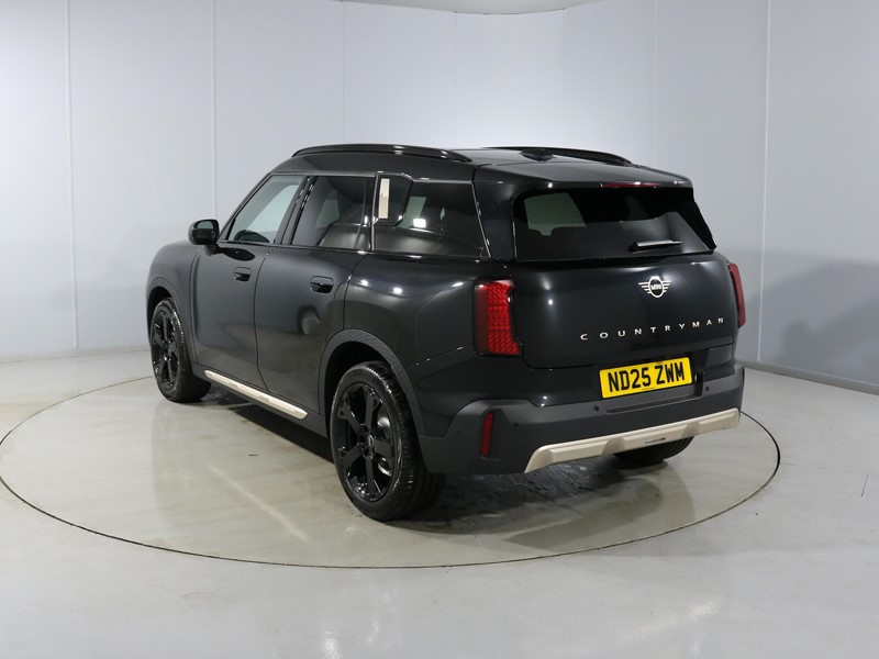 Used MINI Countryman 2025 for sale - 76982295: Photo 2