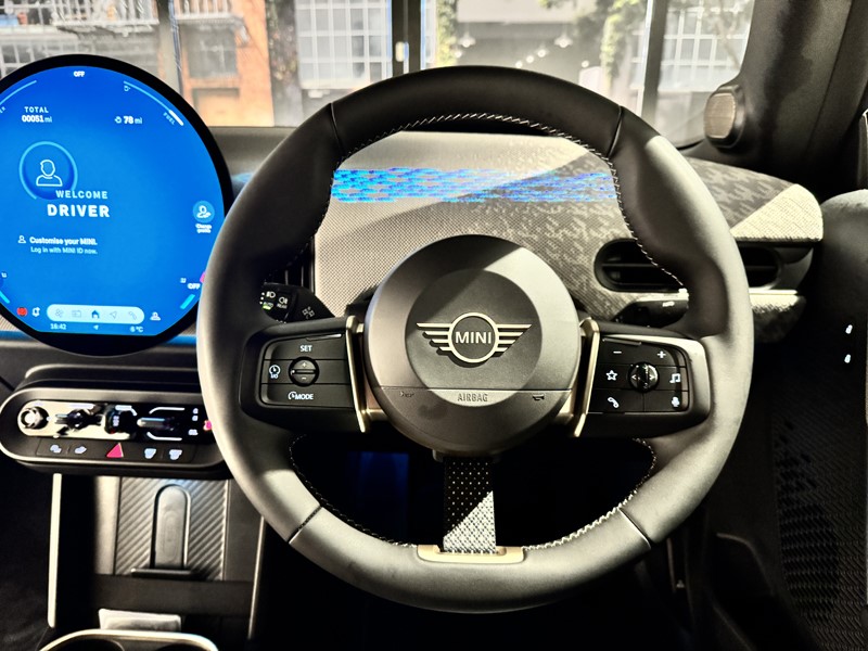 Used MINI Cooper 2025 for sale - 77519383: Photo 5