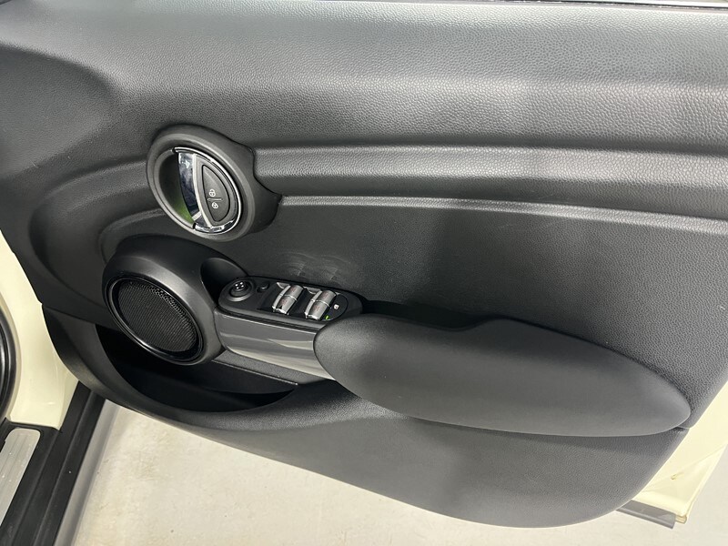 Used MINI Hatch 2019 for sale - 77653277: Photo 19