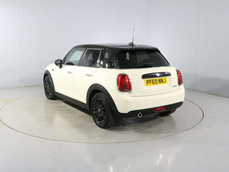 Used MINI Hatch 2019 for sale - 77653277: Photo 2