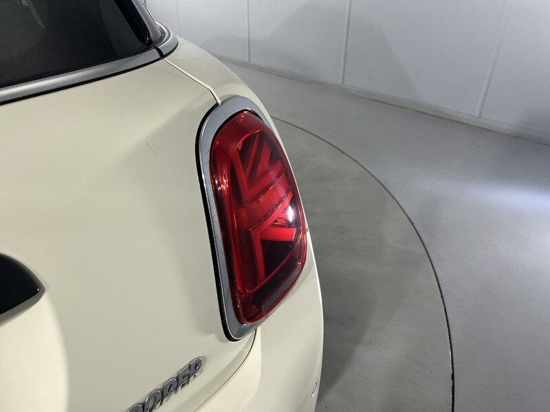 Used MINI Hatch 2019 for sale - 77653277: Photo 38