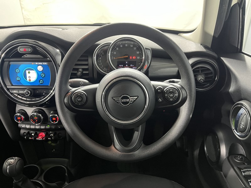 Used MINI Hatch 2019 for sale - 77653277: Photo 5