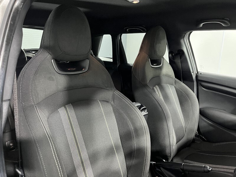 Used MINI Hatch 2019 for sale - 77718100: Photo 11