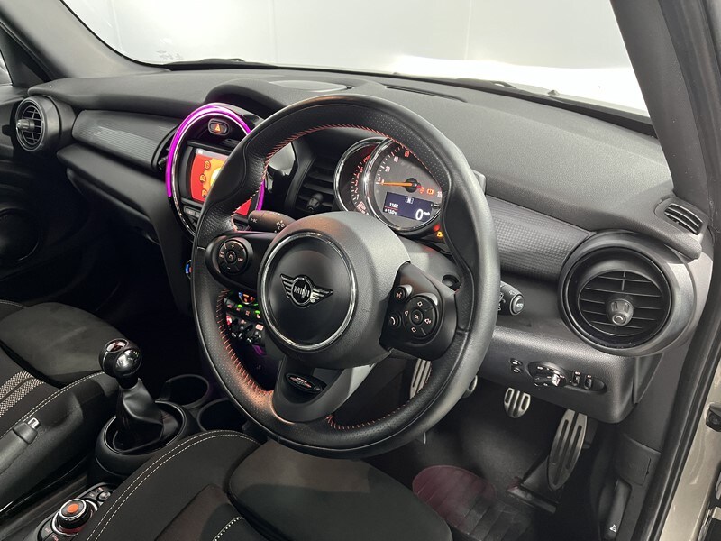 Used MINI Hatch 2019 for sale - 77718100: Photo 6