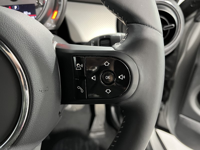 Used MINI Convertible 2023 for sale - 76981164: Photo 23