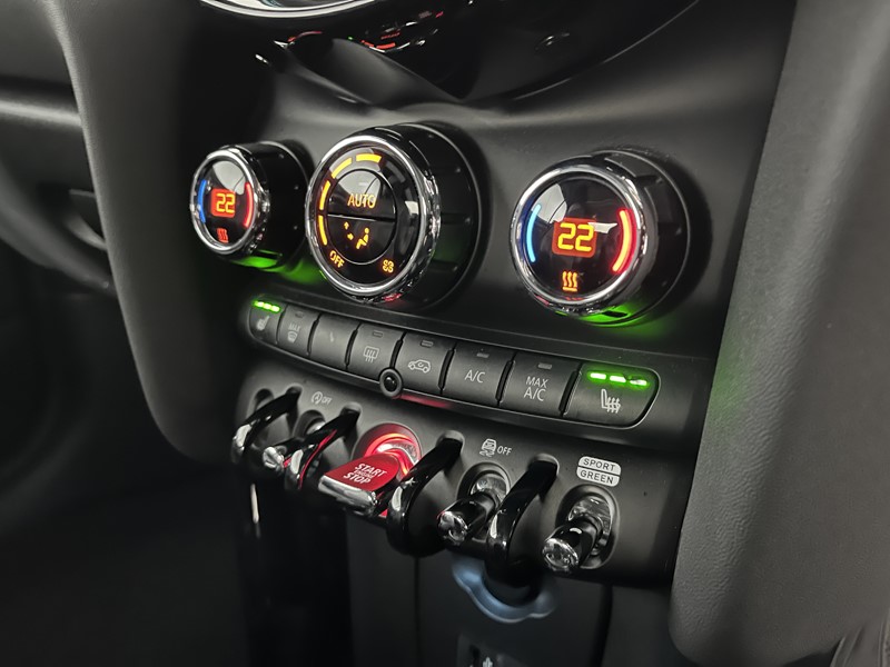 Used MINI Convertible 2023 for sale - 76981164: Photo 30