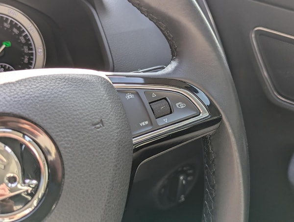 Used Skoda Karoq 2019 for sale - 76153109: Photo 17