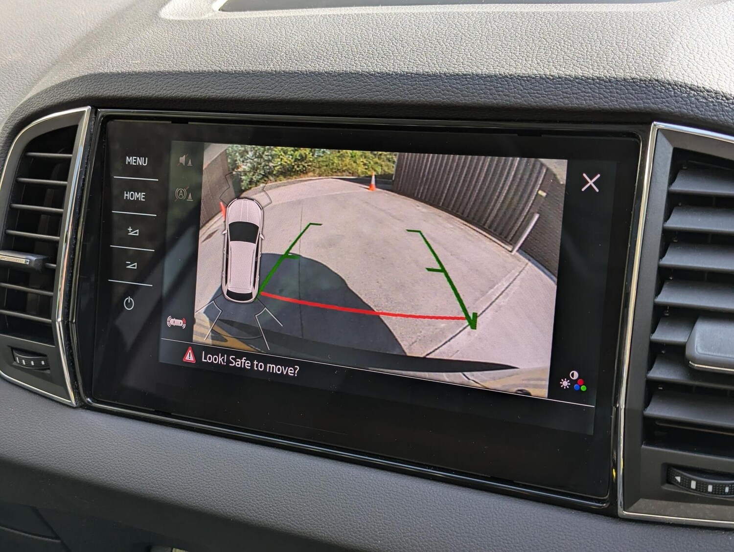 Used Skoda Karoq 2019 for sale - 76153109: Photo 19