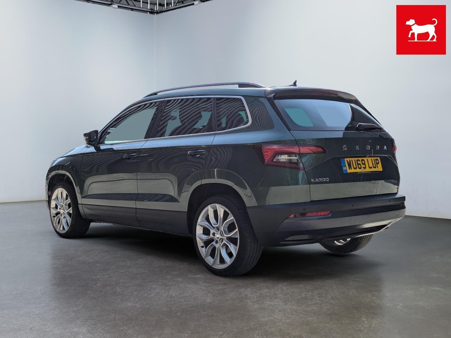 Used Skoda Karoq 2019 for sale - 76153109: Photo 2