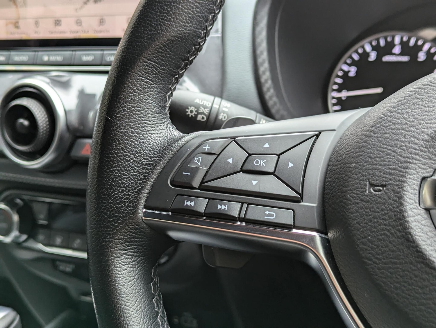 Used Nissan Juke 2021 for sale - 76151400: Photo 16