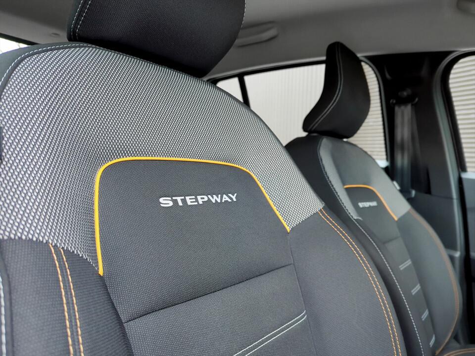Used Dacia Sandero Stepway 2021 for sale - 76484328: Photo 14