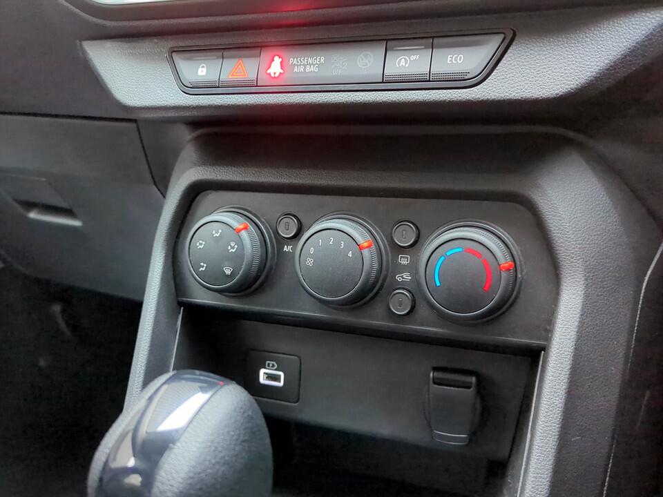 Used Dacia Sandero Stepway 2021 for sale - 76484328: Photo 25