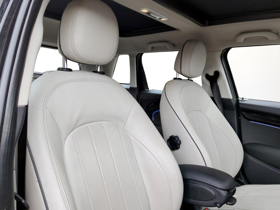 Used MINI Hatch 2019 for sale - 76965647: Photo 13