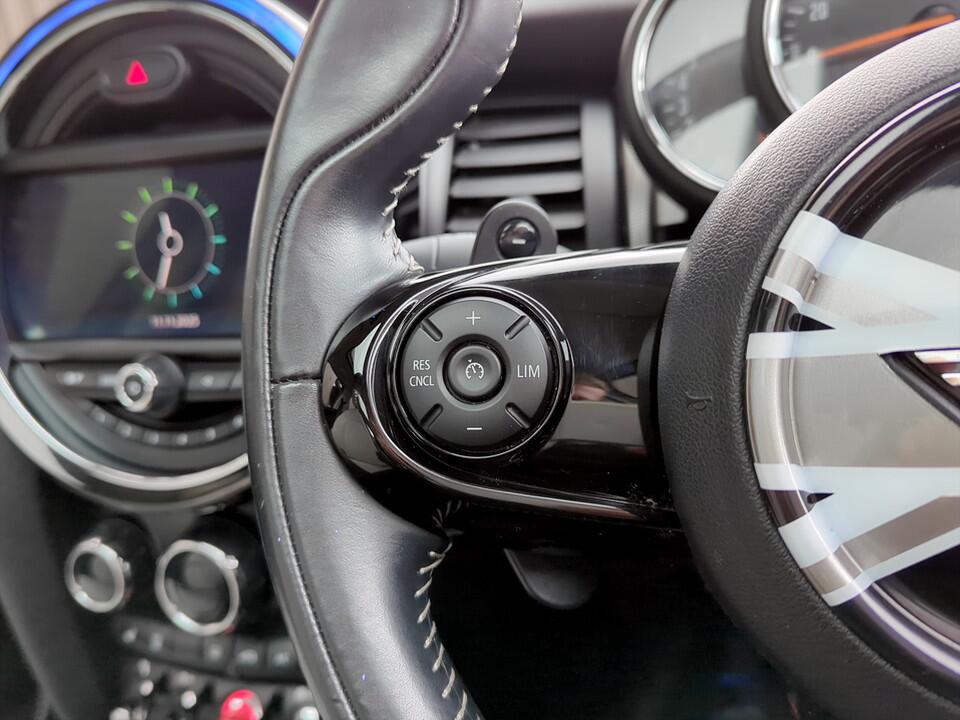 Used MINI Hatch 2019 for sale - 76965647: Photo 17