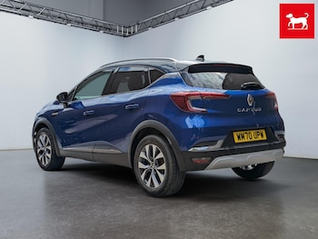 Used Renault Captur 2021 for sale - 76152478: Photo