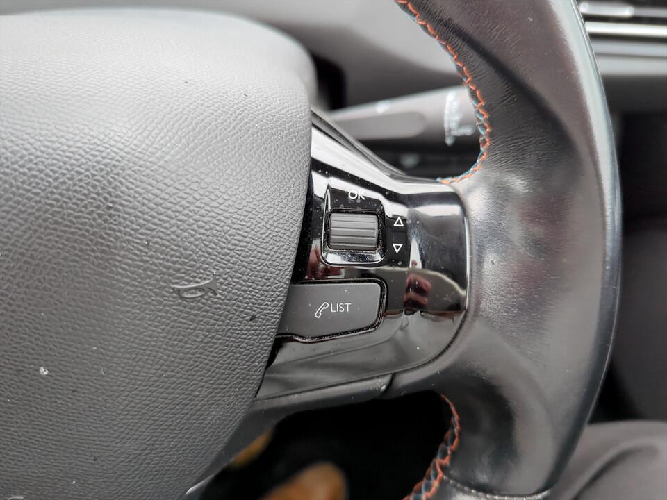 Used Peugeot 308 2019 for sale - 76152271: Photo 20