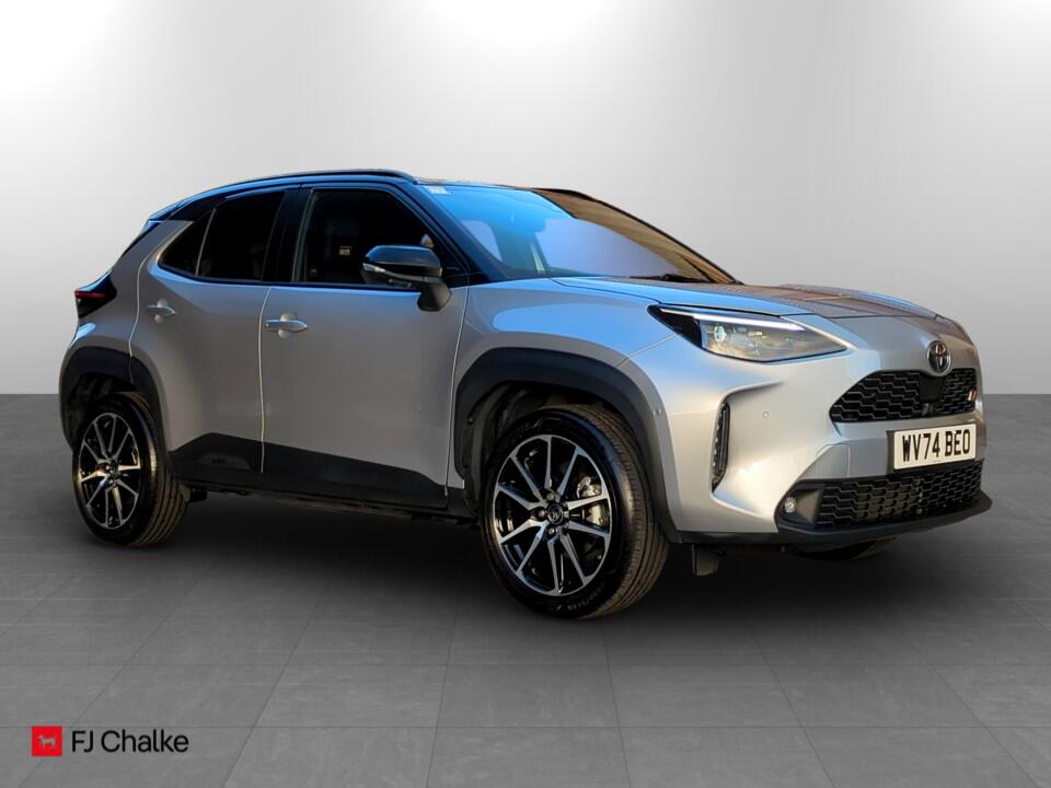 Used Toyota Yaris Cross 2024 for sale - 76865637: Photo 1