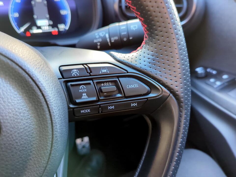 Used Toyota Yaris Cross 2024 for sale - 76865637: Photo 15