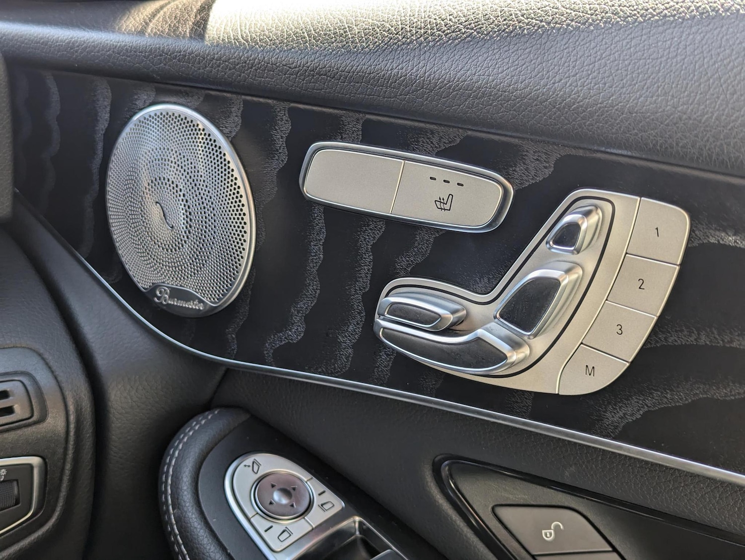 Used Mercedes-Benz GLC 2019 for sale - 76151860: Photo 22