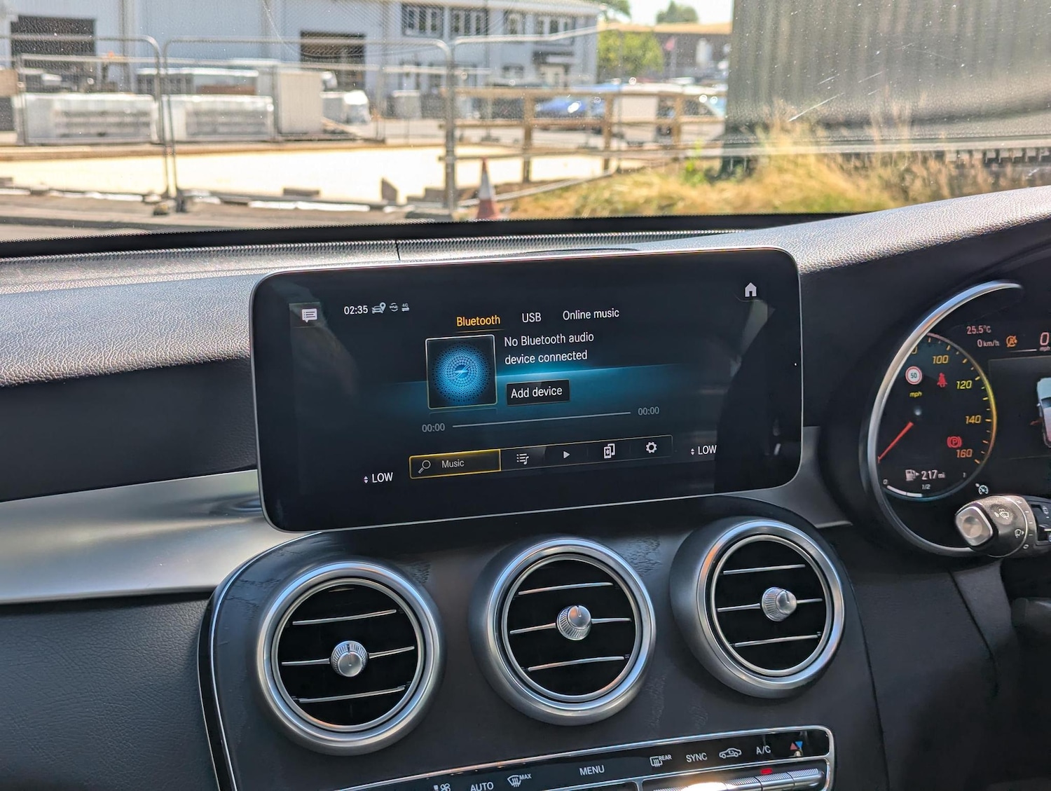 Used Mercedes-Benz GLC 2019 for sale - 76151860: Photo 8