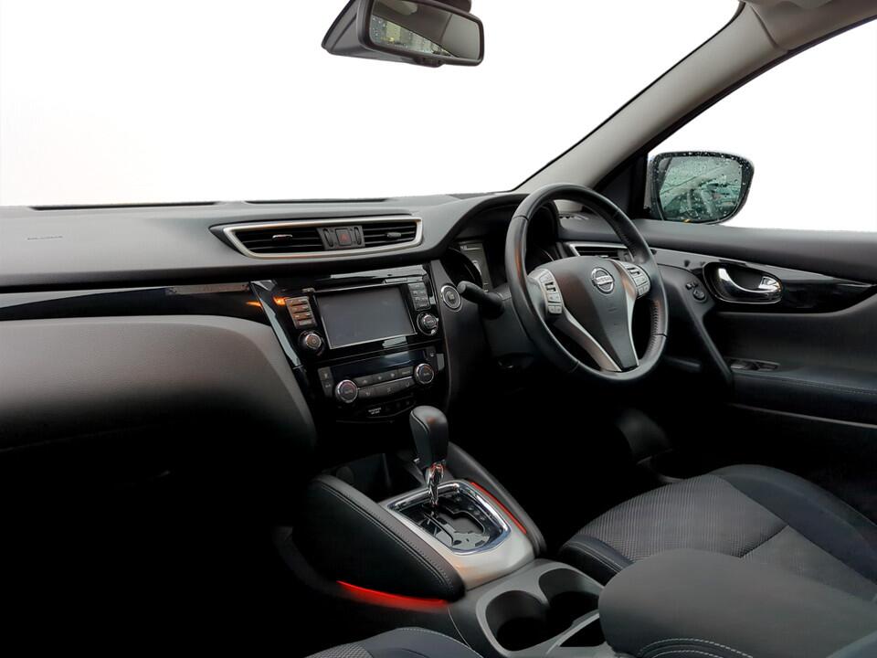 Used Nissan Qashqai 2015 for sale - 77267132: Photo 8