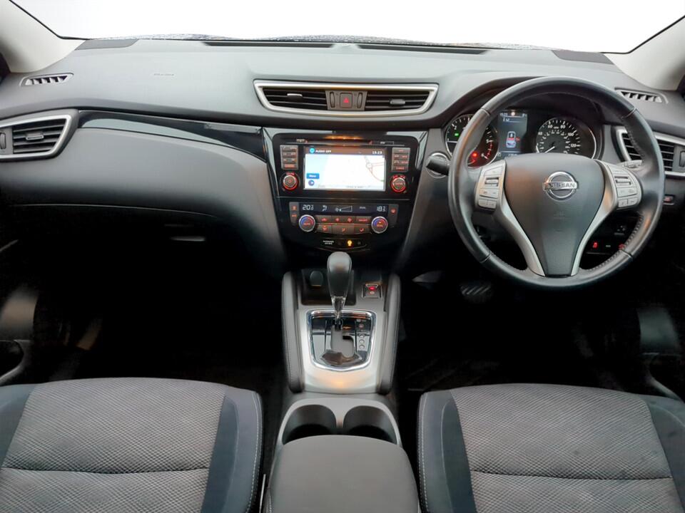 Used Nissan Qashqai 2015 for sale - 77267132: Photo 9