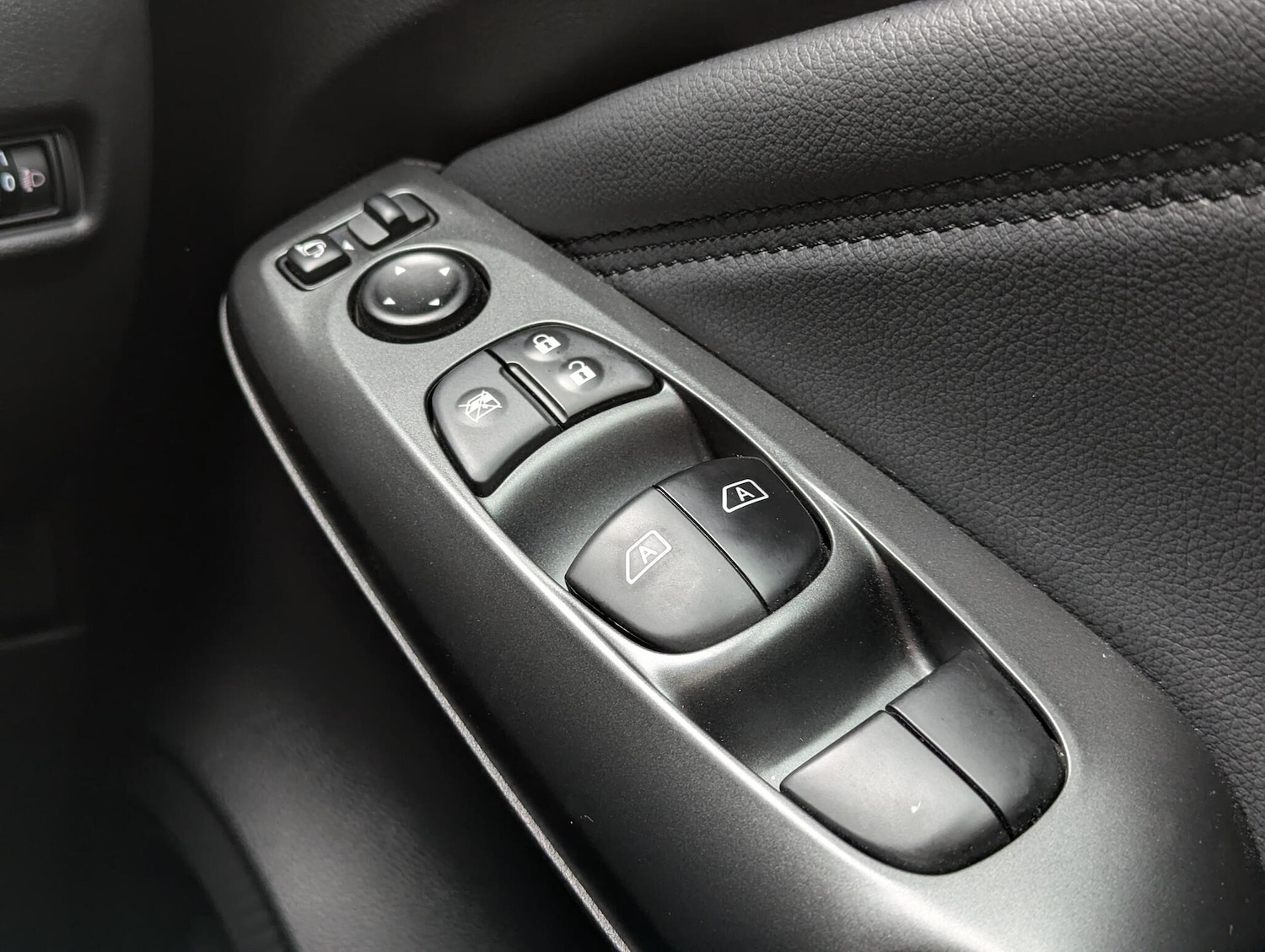 Used Nissan Juke 2024 for sale - 76152597: Photo 24